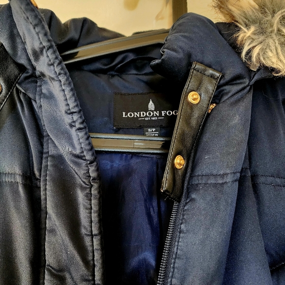 London Fog Women's Winter Jacket - Picture 2 of 6